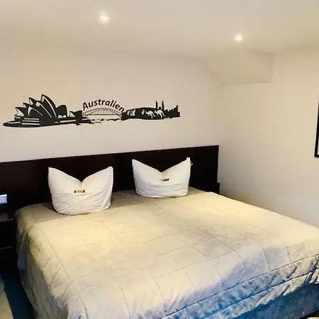 Zur Post Ochsendorf 2*