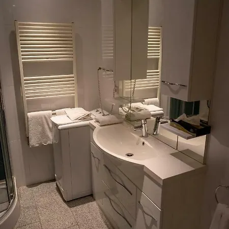 فندق Zur Post Ochsendorf